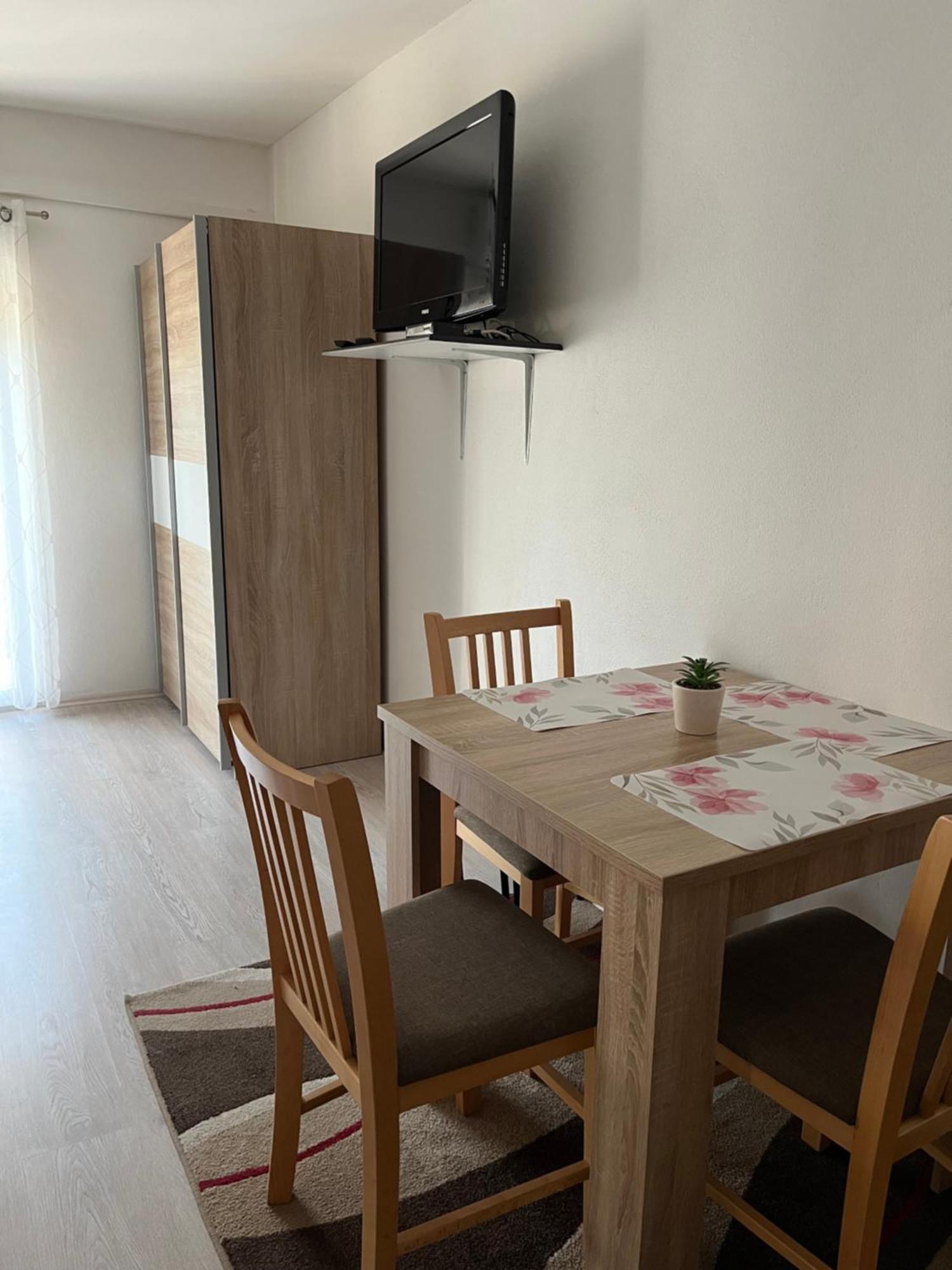Apartmani Italo Biograd Na Moru Exterior photo